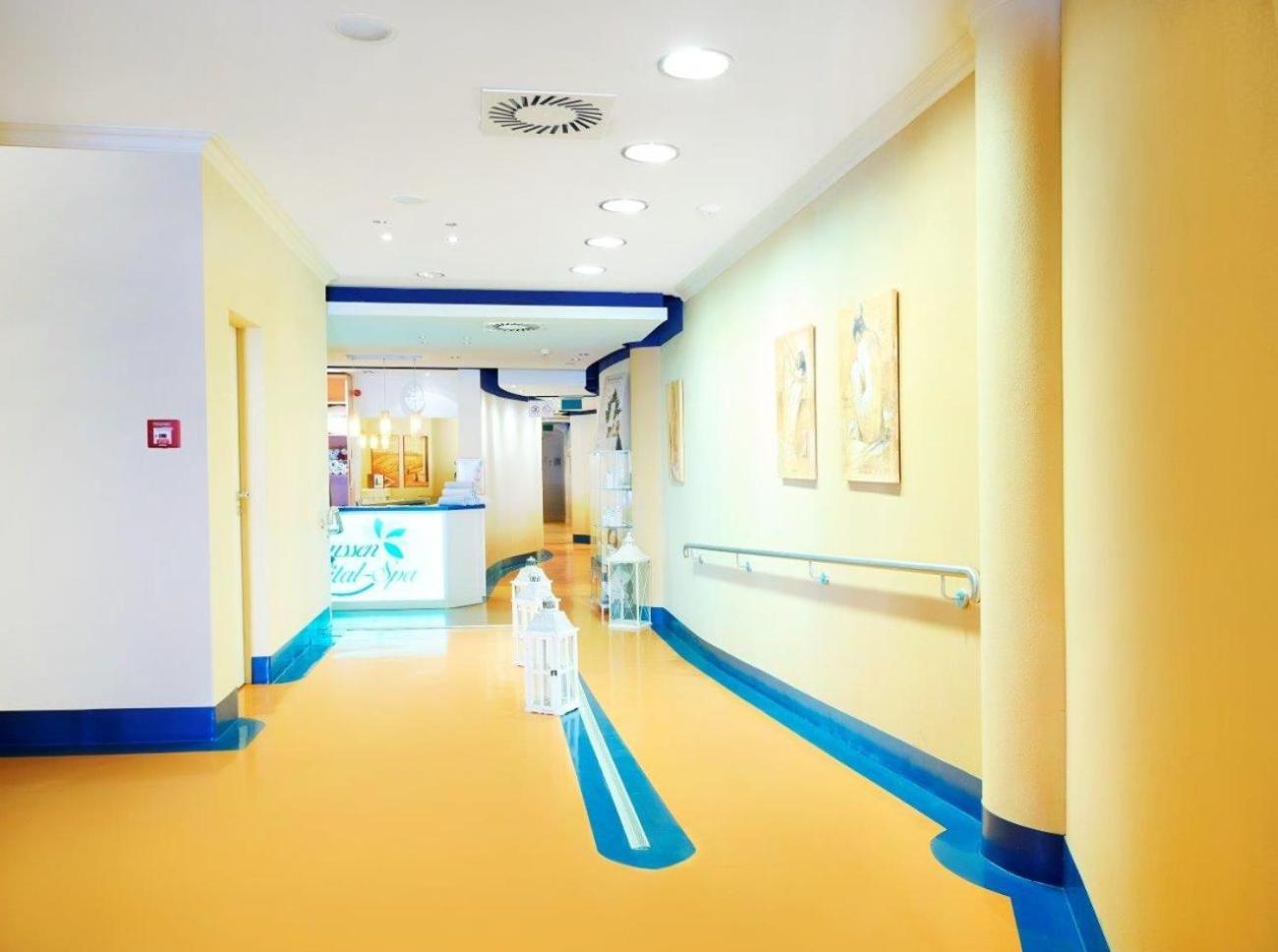 Strand- Und Wellnesshotel Preussenhof Zinnowitz Exterior photo