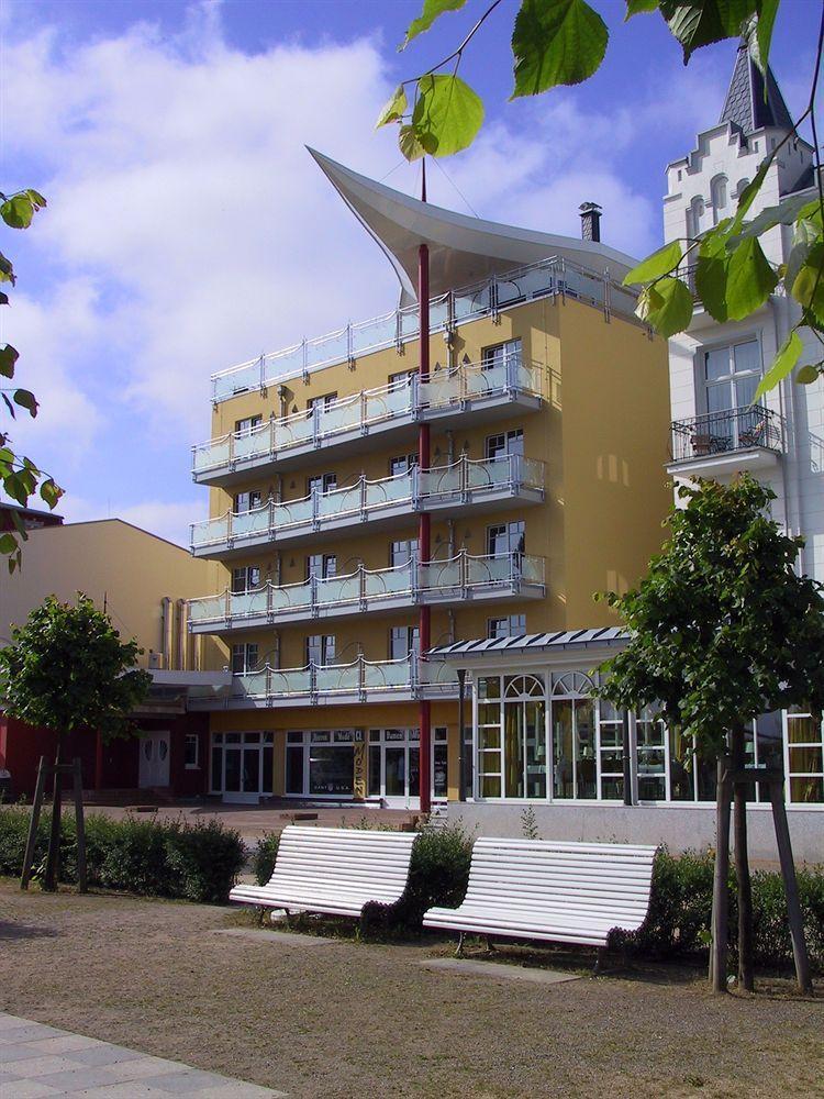 Strand- Und Wellnesshotel Preussenhof Zinnowitz Exterior photo